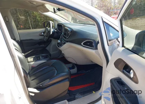 2020 Chrysler Voyager Lxi from USA, damaged, VIN 2C4RC1DG1LR146980